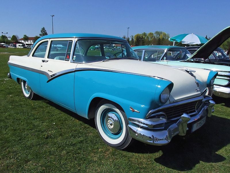 Photo of a 1957 Ford Fairlane