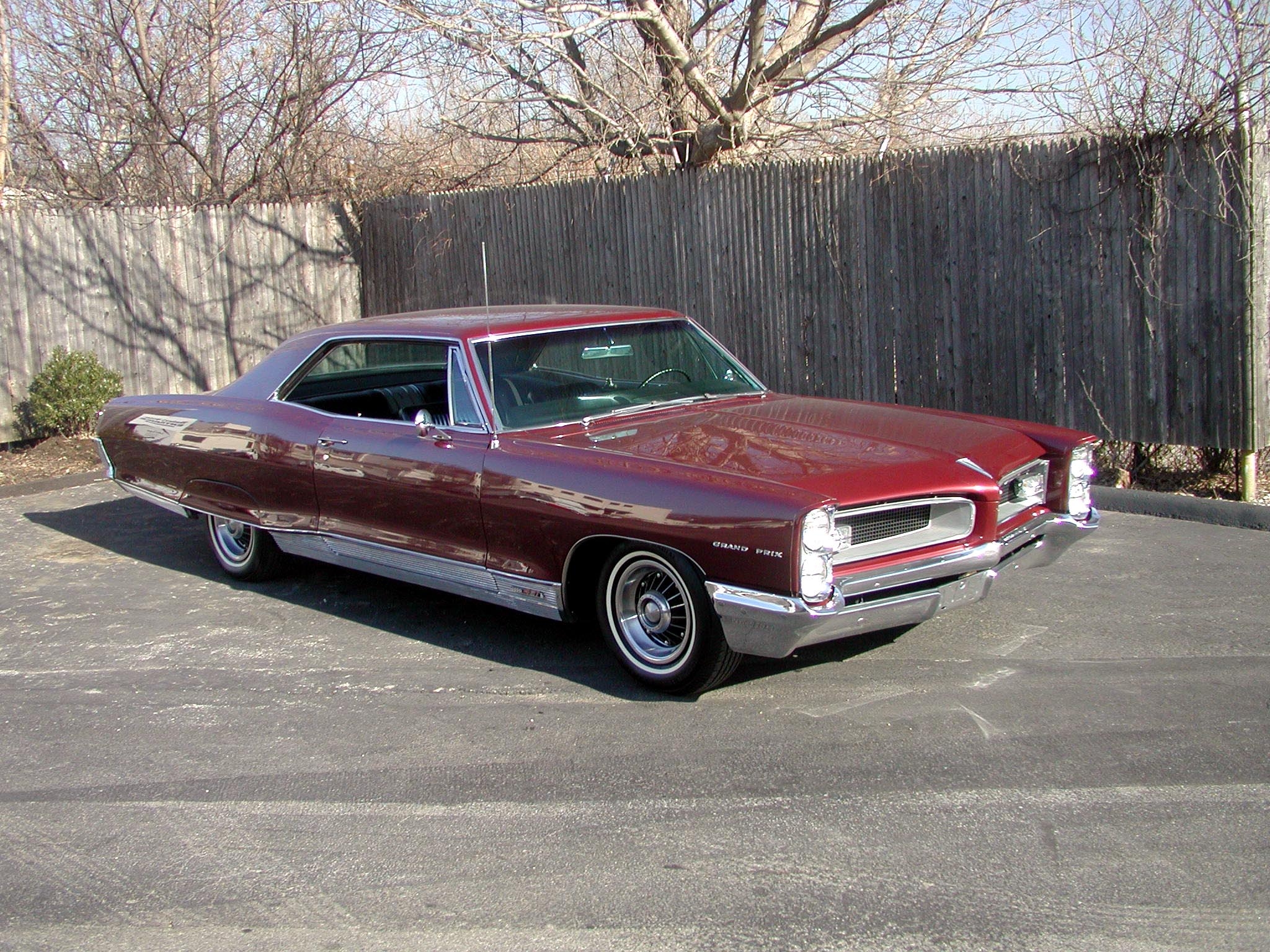 Photo of a 1967 Pontiac Grand Prix