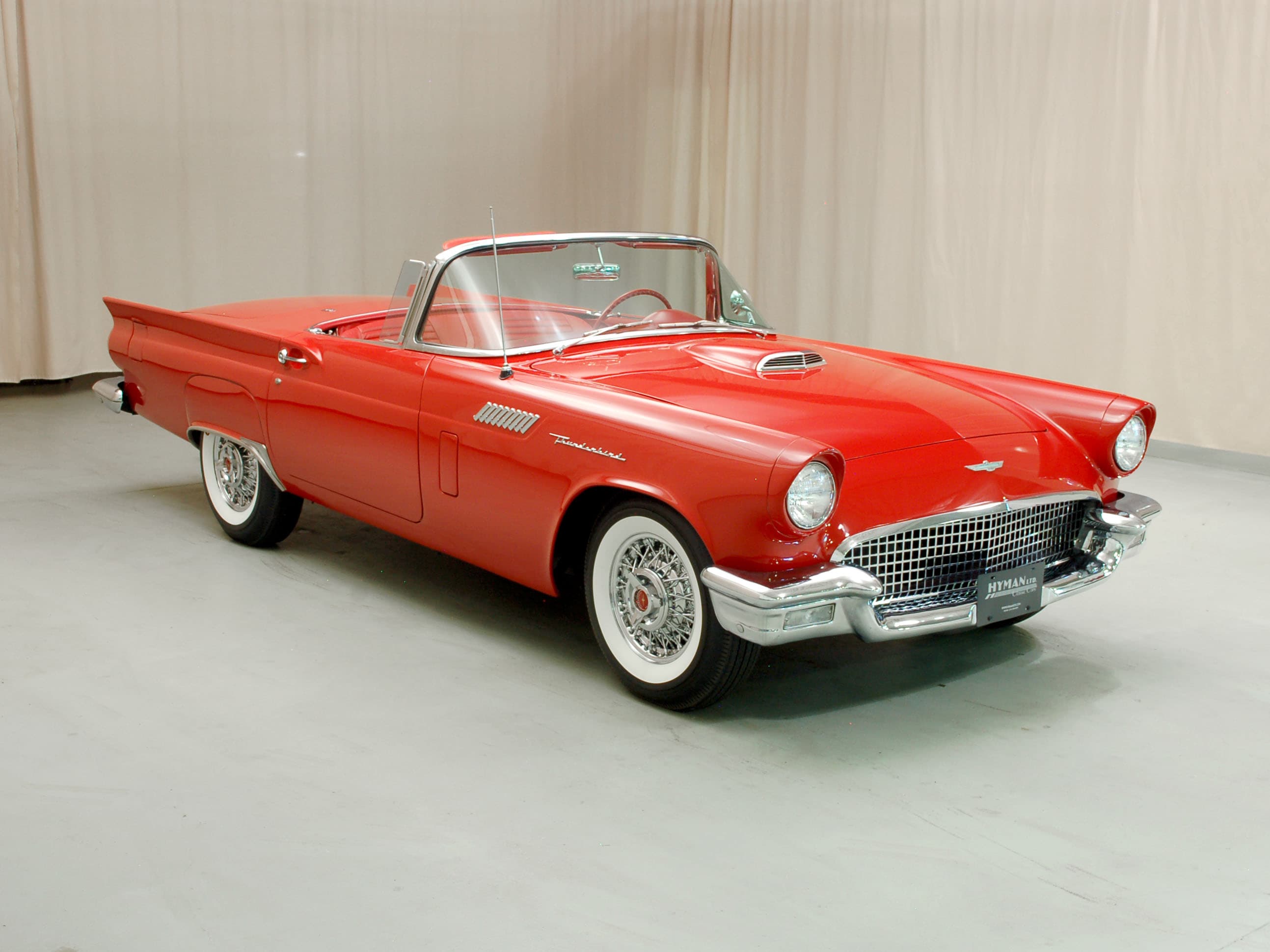 Photo of a 1957 Ford Thunderbird