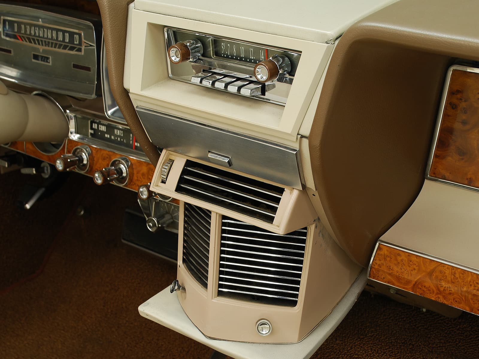 Photo of a 1966 Lincoln Continental