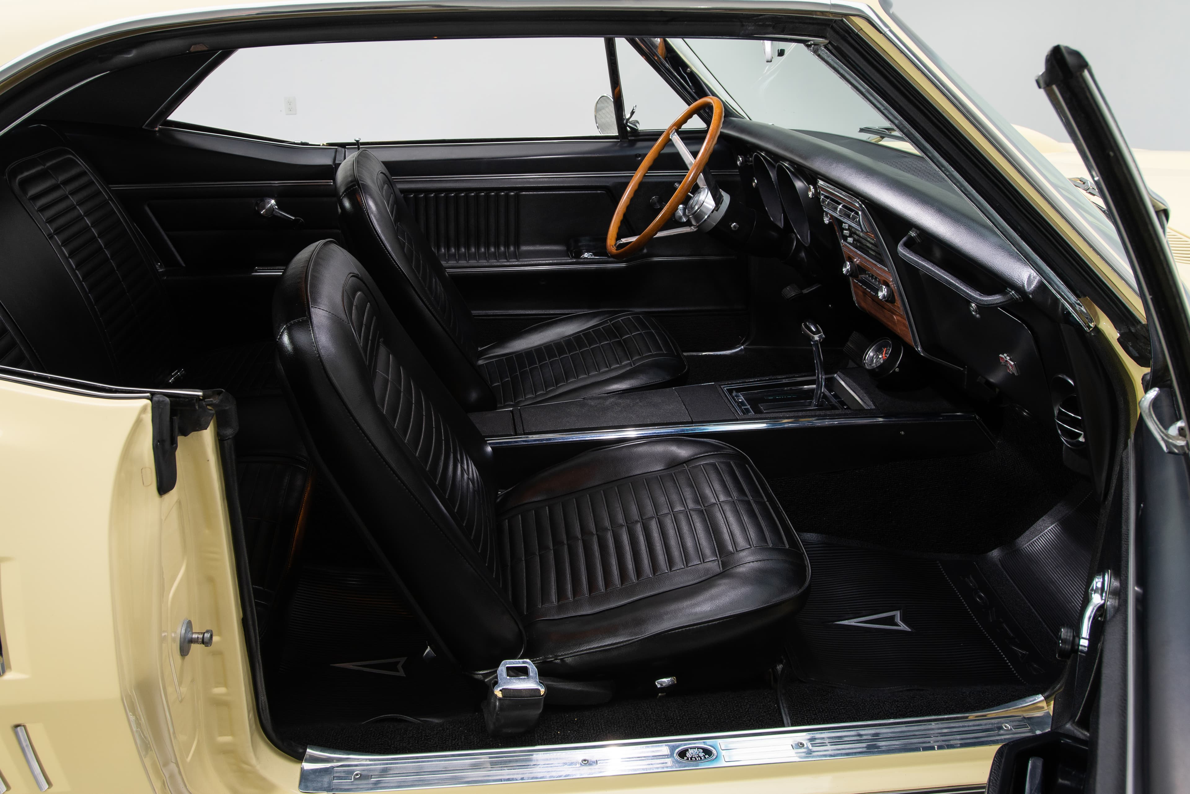 Photo of a 1969 Pontiac Firebird