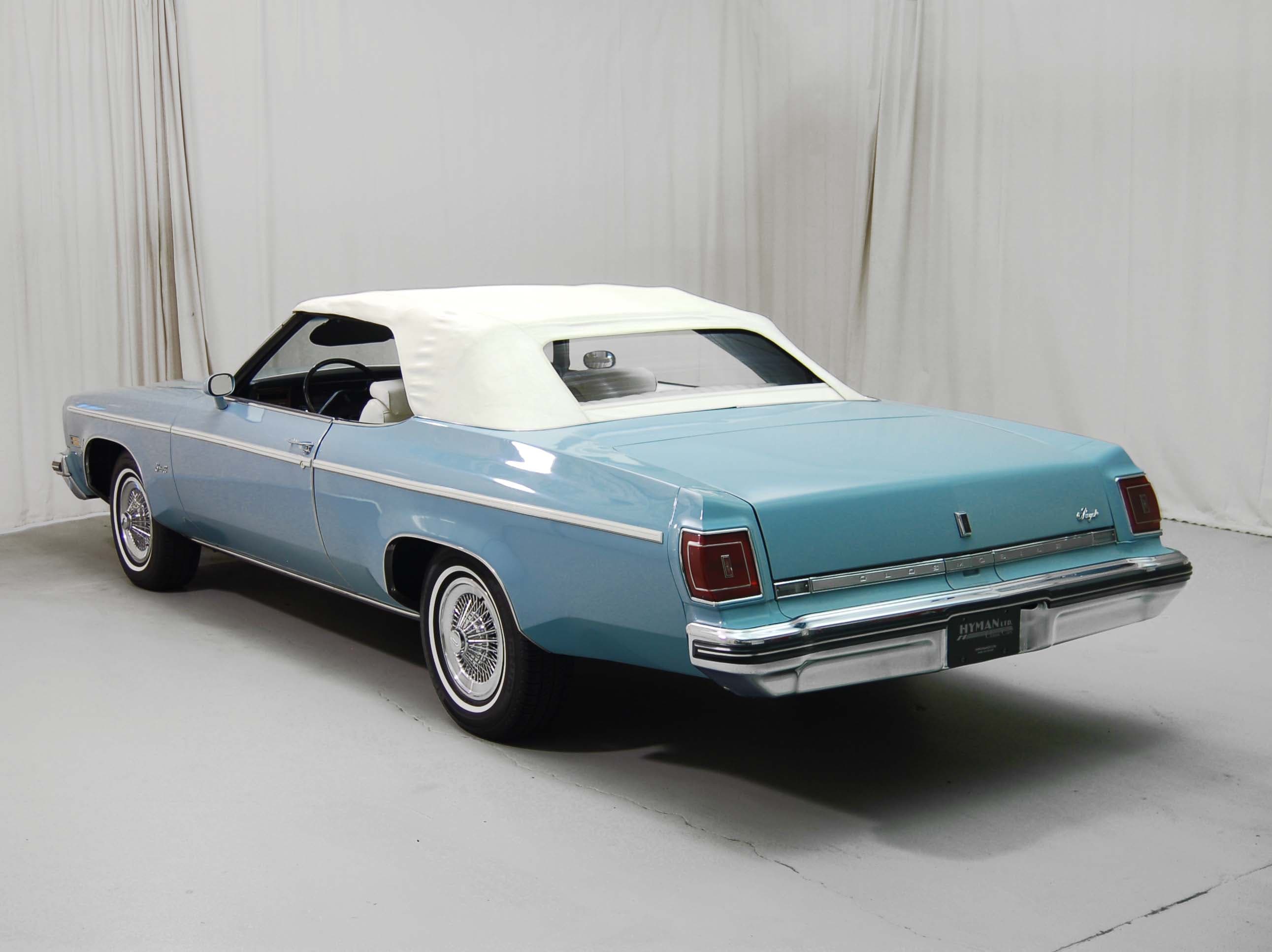 Photo of a 1975 Oldsmobile Delta 88